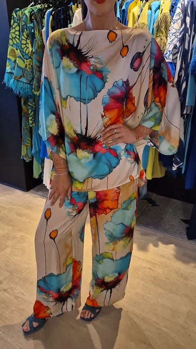 Loose and Casual Floral Suit